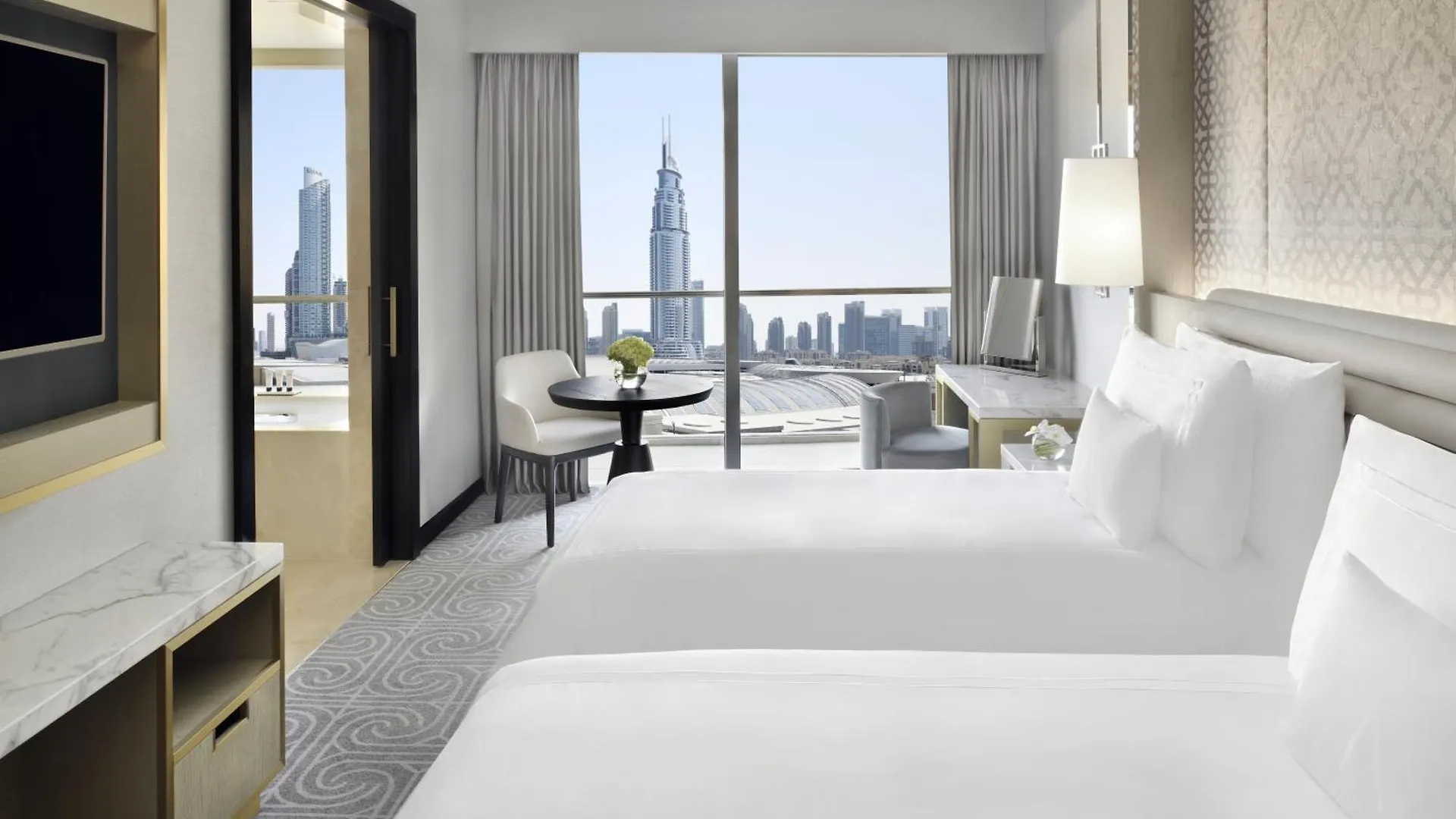 فندق العنوان دبي مول 5*,