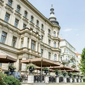 Le Palais Art 5*, Praga República Checa